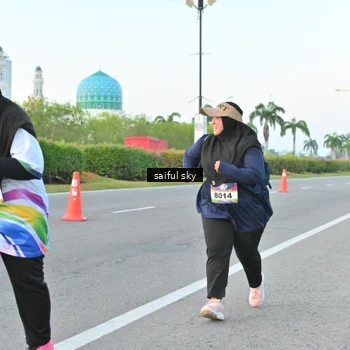 Runner Photo 6071042