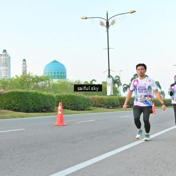 Runner Photo 6071055