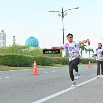 Runner Photo 6071072