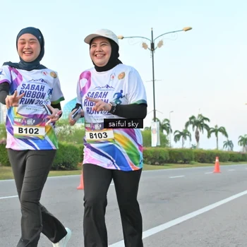 Runner Photo 6071102