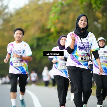 Runner Photo 6071108