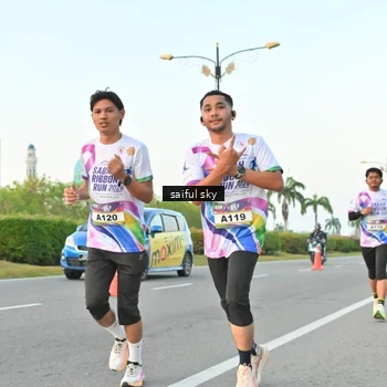 Runner Photo 6071130