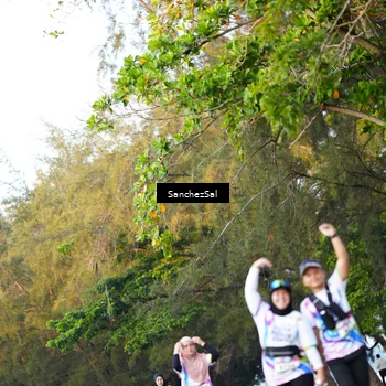Runner Photo 6071170