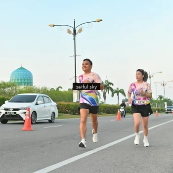 Runner Photo 6071195