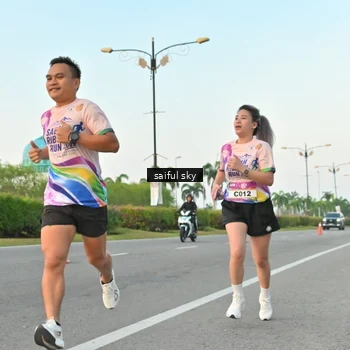 Runner Photo 6071196