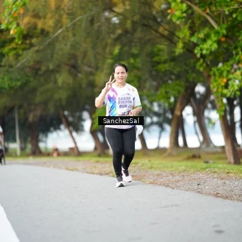 Runner Photo 6071213