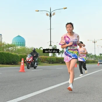 Runner Photo 6071216