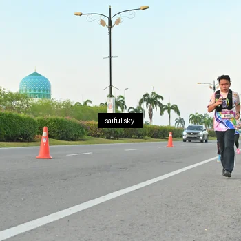 Runner Photo 6071243