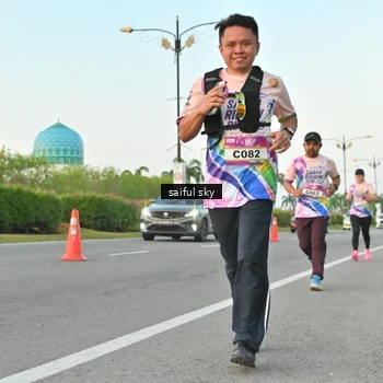 Runner Photo 6071254