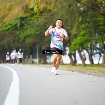 Runner Photo 6071259