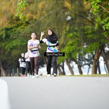 Runner Photo 6071271