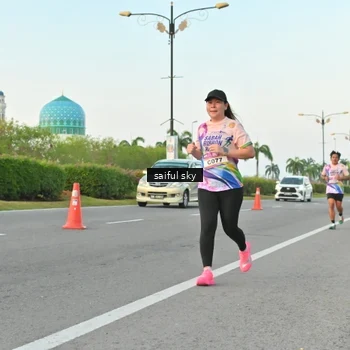 Runner Photo 6071275