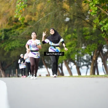 Runner Photo 6071276