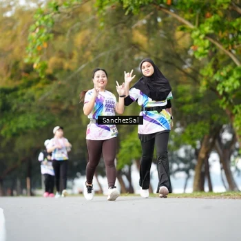 Runner Photo 6071285