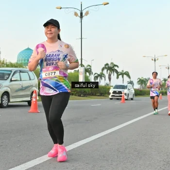 Runner Photo 6071289
