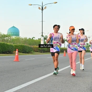 Runner Photo 6071296