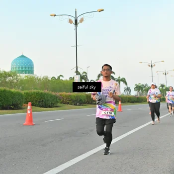 Runner Photo 6071335