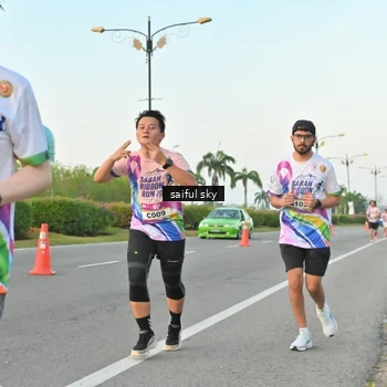 Runner Photo 6071375