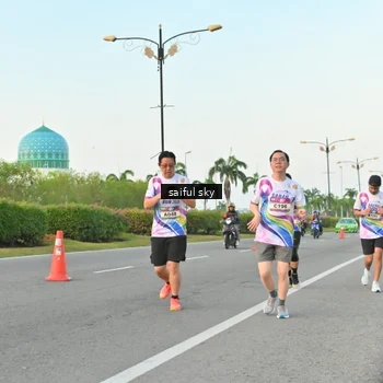 Runner Photo 6071379