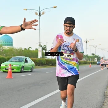 Runner Photo 6071381