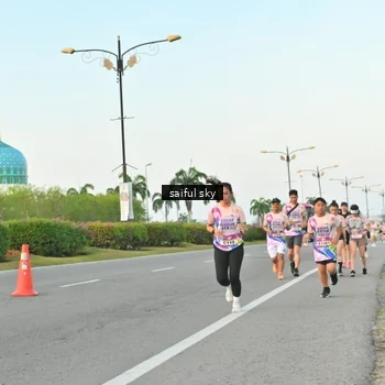 Runner Photo 6071442