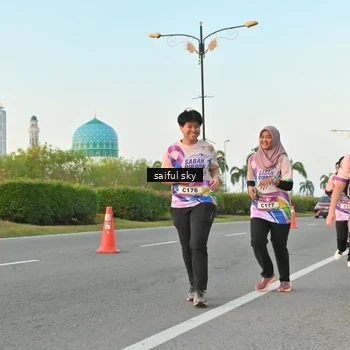 Runner Photo 6071764