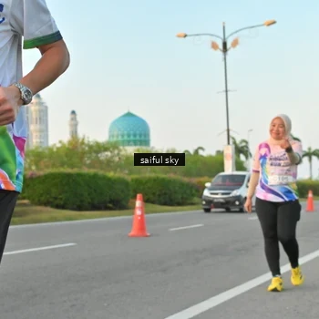 Runner Photo 6071812