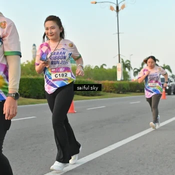 Runner Photo 6071838