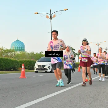 Runner Photo 6071896