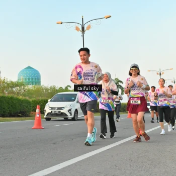 Runner Photo 6071898