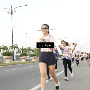 Runner Photo 6071917