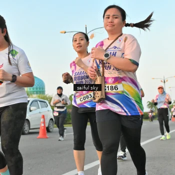 Runner Photo 6071940