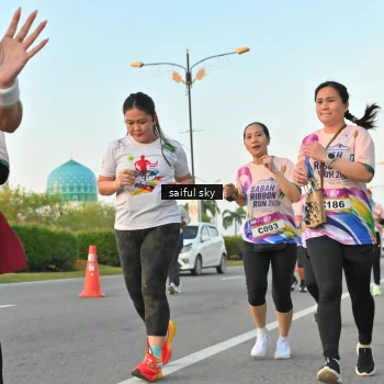 Runner Photo 6071952