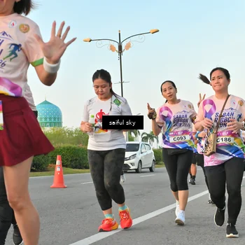 Runner Photo 6071953