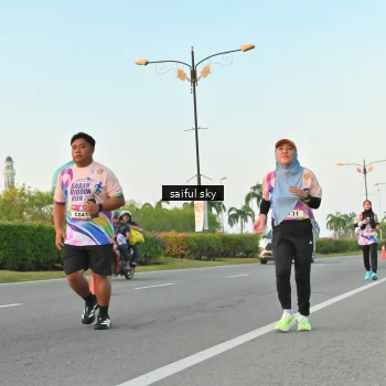 Runner Photo 6071968
