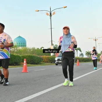 Runner Photo 6071978