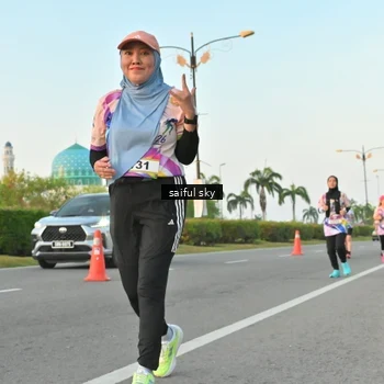 Runner Photo 6071993