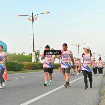 Runner Photo 6072369