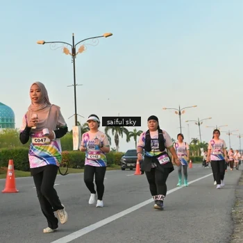 Runner Photo 6072453