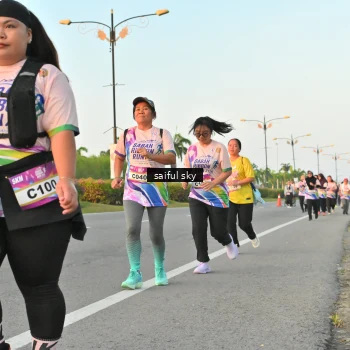Runner Photo 6072460