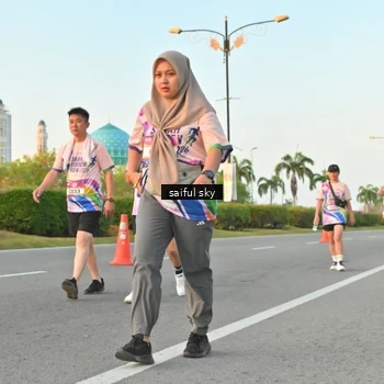 Runner Photo 6072713
