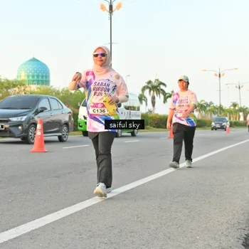 Runner Photo 6072835
