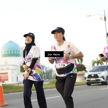 Runner Photo 6073429
