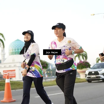 Runner Photo 6073442