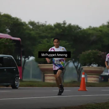 Runner Photo 6073763