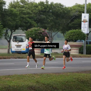 Runner Photo 6073765