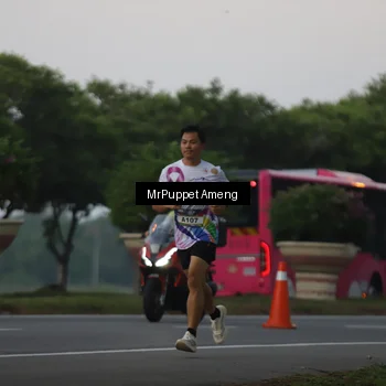 Runner Photo 6073778