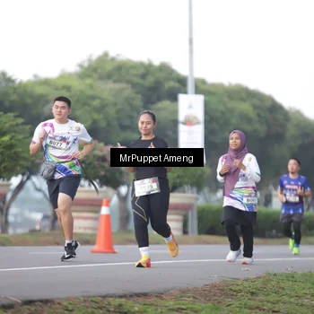 Runner Photo 6073819