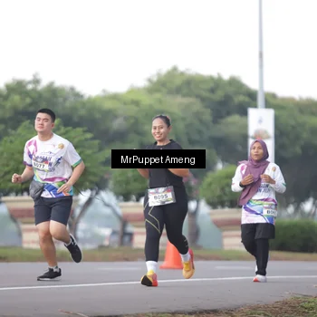 Runner Photo 6073825