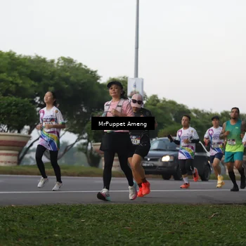 Runner Photo 6073861
